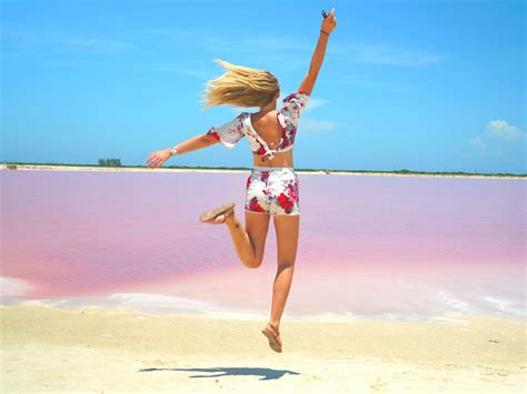 Las Coloradas one day experience | Voyovoy