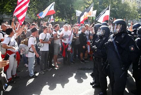 Berlin police arrest 300, disband protest against coronavirus curbs