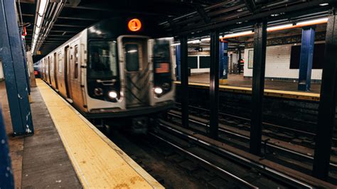 Two killed on New York City subway tracks – 105.7 WDNY