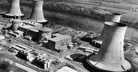 40 years ago: Three Mile Island nuclear accident - CBS News