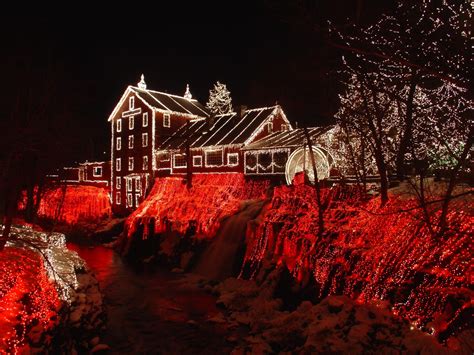 Williamsburg Christmas Traditions | Williamsburg Walking Tours