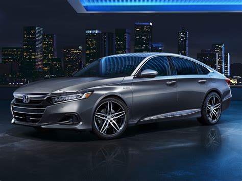 2021 Honda Accord vs. 2021 Nissan Altima Comparison