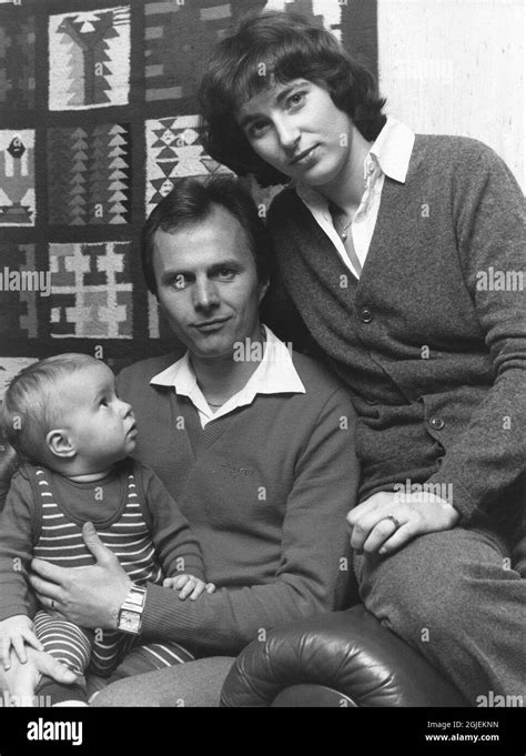 IFK Gothenburg's manager Sven Goran Eriksson with son Johan and wife Ann-Christin Stock Photo ...