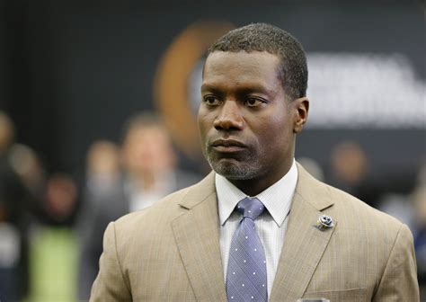 ESPN announces extension for college football analyst Joey Galloway