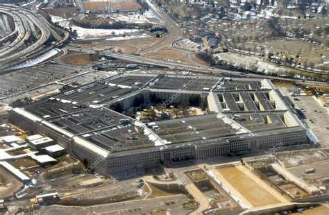 US Pentagon aerial view ⬇ Stock Photo, Image by © icholakov01 #67203467