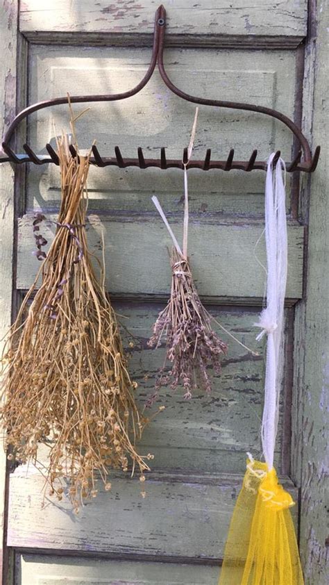 WashingtonGardener: DIY: Herb Drying Rack