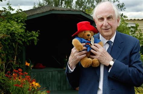 Paddington Bear author was inspired by Jewish refugee children in WWII ...