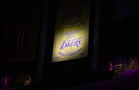 Lakers unveil NBA title banner, then barely beat lowly Rockets - Los ...