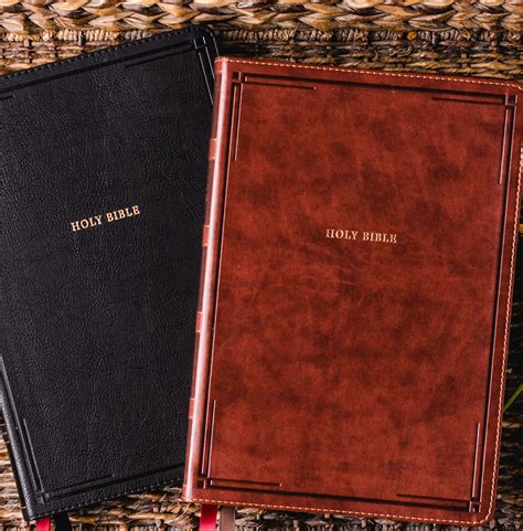 NKJV Giant Print Thinline Bible - Thomas Nelson Bibles