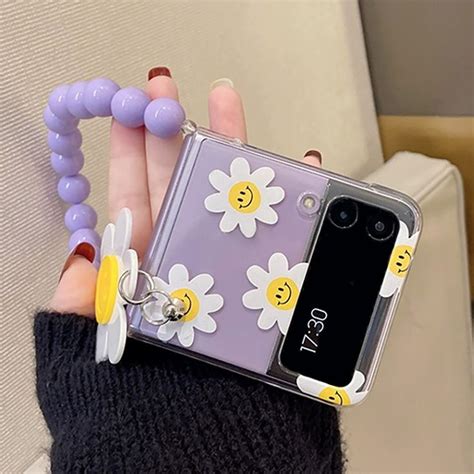 Flower Case for Samsung Z Flip 3 | Flip phone case, Stylish phone case ...