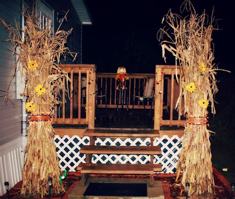 Outside Fall Decor, Corn Stalks, Fodder Shock | Fall deco, Fall decor, Corn stalks decorations