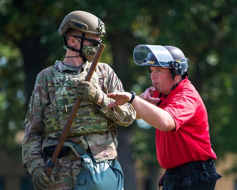 Airmen Train with Minnesota State Troopers > 133rd Airlift Wing ...