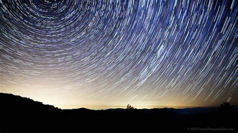 Beautiful Time-Lapse of Long Exposure Star Trails Traversing the Night ...