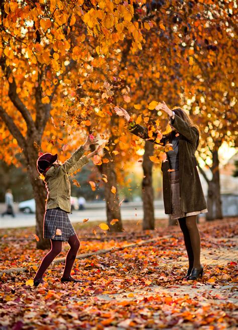 Family Fall Photo Shoot Ideas