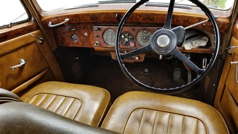 Pictures of the 1954 Rolls-Royce Bentley R-Type