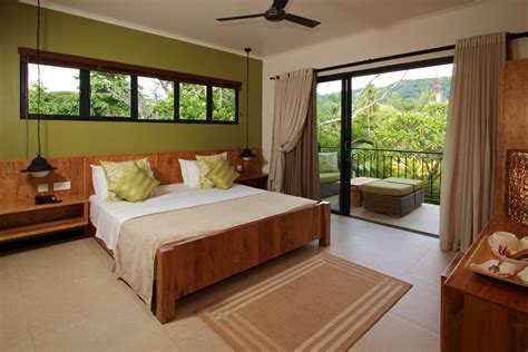 "Standard room" Le Repaire - Boutique Hotel & Restaurant (La Digue) • HolidayCheck (La Digue ...