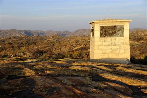 Grave Cecil Rhodes (3) | Matobo Hills | Pictures | Zimbabwe in Global-Geography