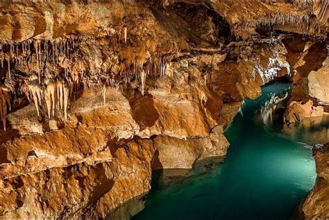 The Best Caves and Caverns in Arkansas