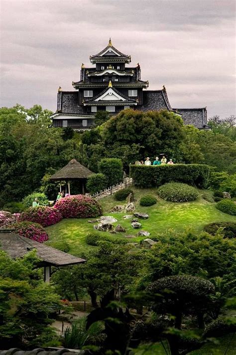 Okayama Castle, Japan 🎌 | Japanese castle, Japan travel, Japan