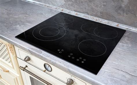 9 Practical Tips To Protect Your Glass Top Stove From Cast Iron ...