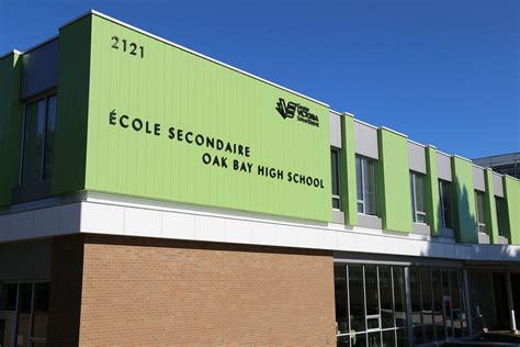 Oak Bay High School oakbay.sd61.bc.ca | Victoria school, Extra curricular activities, École ...