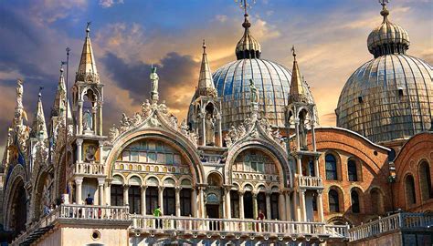 St Mark's Basilica, The Exotic Landmark in Venice - Traveldigg.com