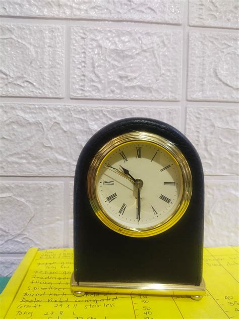 table clock, Furniture & Home Living, Home Decor, Clocks on Carousell