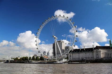 Thames River Sightseeing Cruises & Boat Trips in London