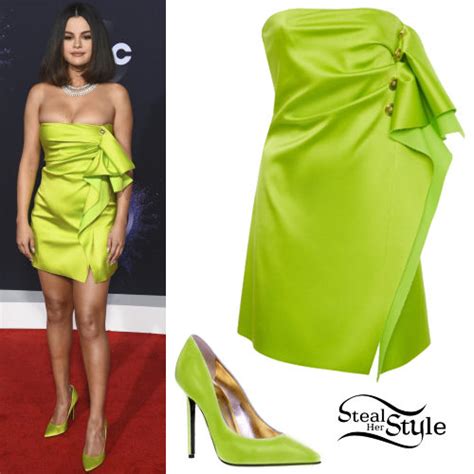 Selena Gomez: 2019 AMAs Outfit | Steal Her Style