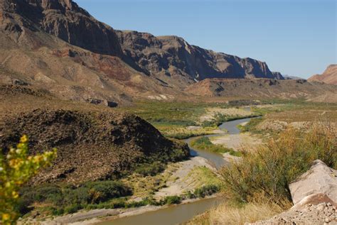 Texas Mountain Trail Daily Photo: Scenes from the River Road