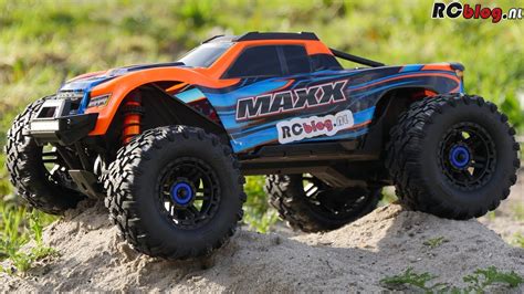 Traxxas Maxx video review (NL) (English subs) - YouTube