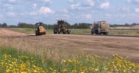 Sask. highway construction crews playing catch up | Globalnews.ca