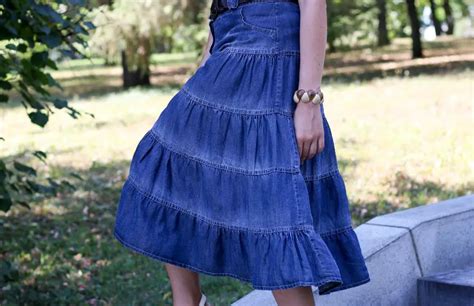 How to Wear a Denim Maxi Skirt - The Maxi Dress Fashion Blog