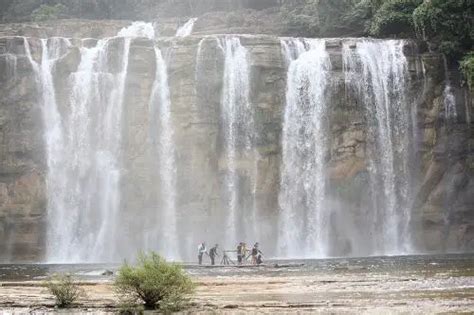 Tinuy-an Falls - Discover The Philippines