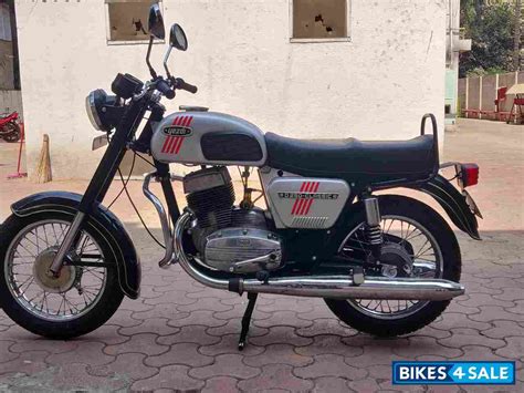 Used 1982 model Ideal Jawa Yezdi Classic for sale in Thane. ID 210704 ...