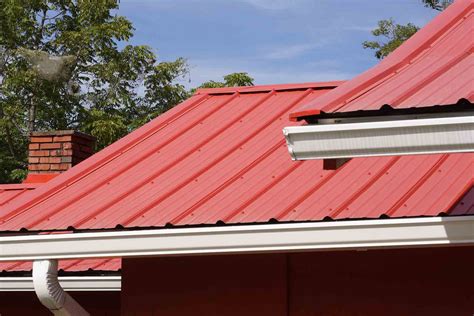 Metal Roofing vs. Shingles Pros and Cons - Super Roofers