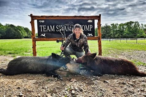 Wild Hog Bow Hunting - Team Swamp Stomp