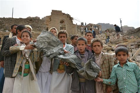 Yemen Feature: UN - 2,800 Civilians Killed Since March - EA WorldView