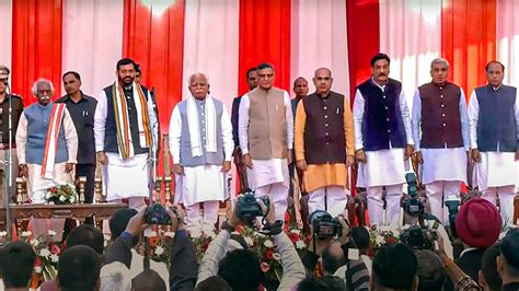 Nayab Saini takes oath as Haryana CM; 5 ministers also sworn in. Check ...