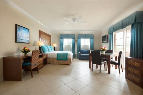 Divi Little Bay Beach Resort Hotel - Deals, Photos & Reviews