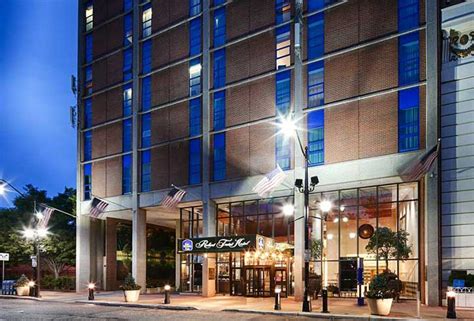 Here are the Best Hotels in Newark Near Liberty Airport