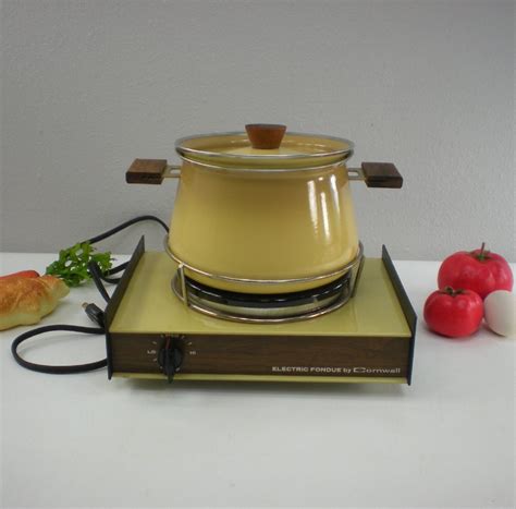 Cornwall Electric Fondue Pot Retro Harvest Gold