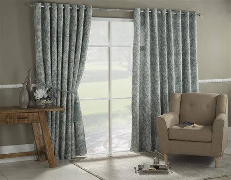 Seven tips for choosing the right curtains