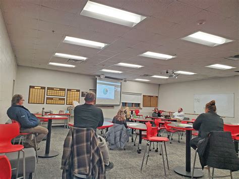 Spring Grove School Board discusses water damage