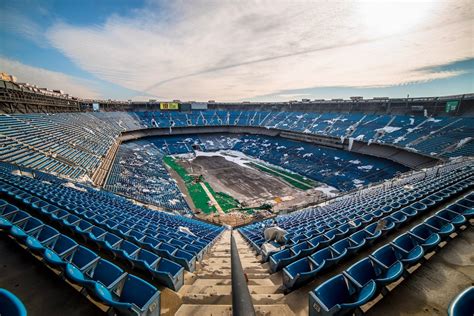 Haunting Photos from the Pontiac Silverdome Stadium (20 Pics) ~ Amazing Facts