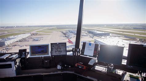 Congress wants to privatize US air traffic control, but what does it mean for flyers? - The Verge