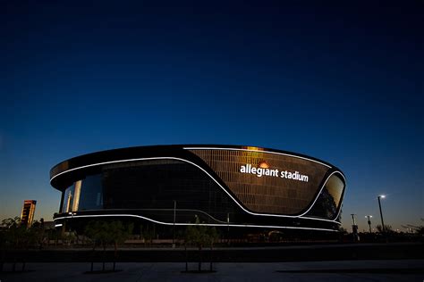 Hotels Near Allegiant Stadium in Las Vegas