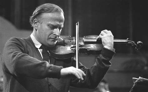 Yehudi Menuhin | Warner Classics