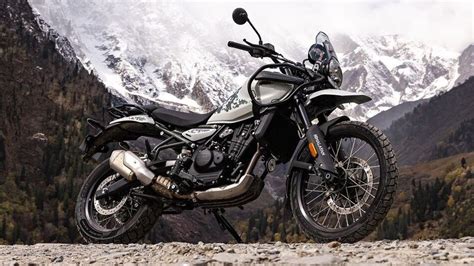 Royal Enfield Himalayan 452 teased once again. Check new images | HT Auto