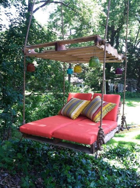 50 Wonderful Pallet Furniture Ideas and Tutorials